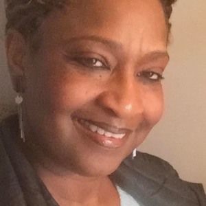 Meet your Posher, Debra